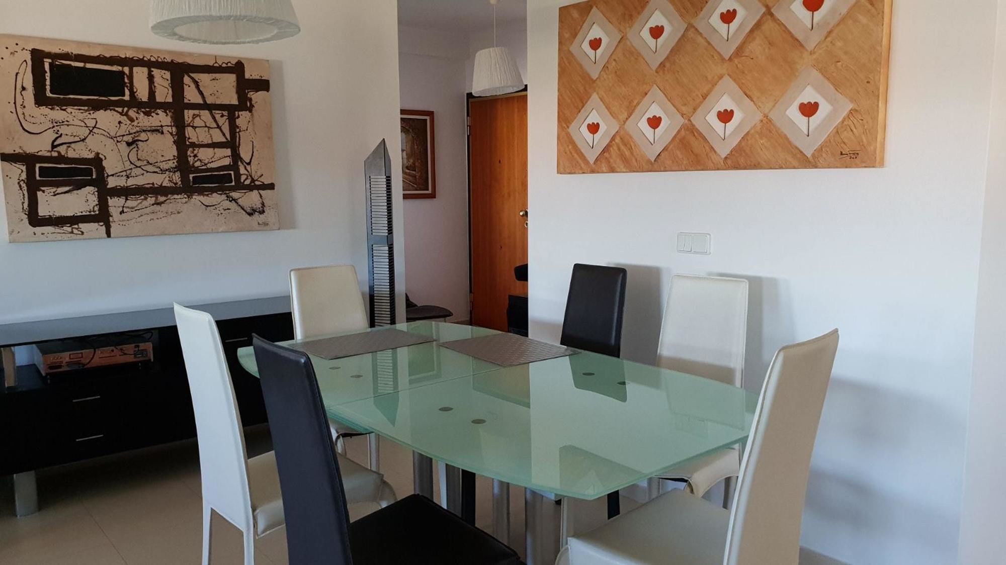 With 3 Bedrooms In Lisboa, With Wifi - 23 Km From The * Lissabon